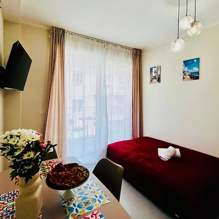 Mimi Apartment Cozy * Bari
